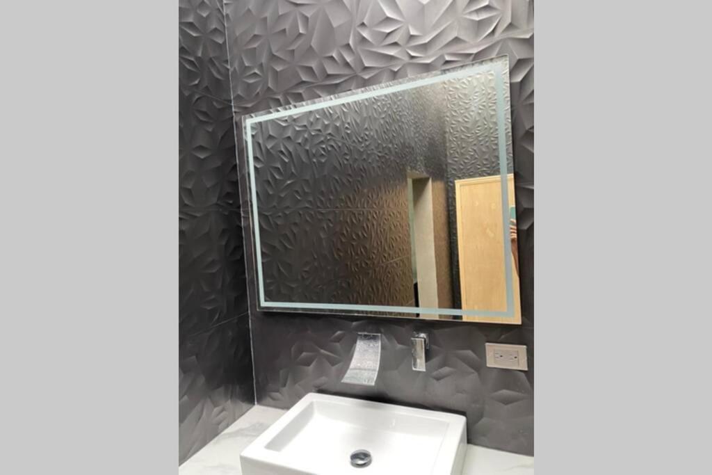Apartament Departamento De Lujo 2 Hidalgo del Parral Zewnętrze zdjęcie